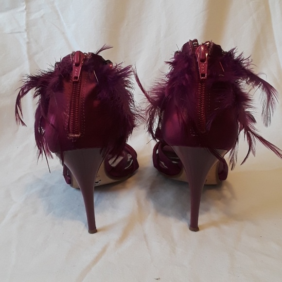 ABS Allen Schwartz Ciera Feathered High Heel San - Picture 5 of 8